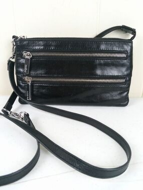 Hobo International Crossbody Shoulder Bag Black Leather Zip Closure Adjustable